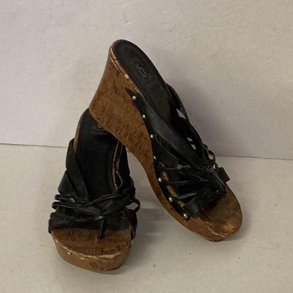 Decree wedged open toe sandals